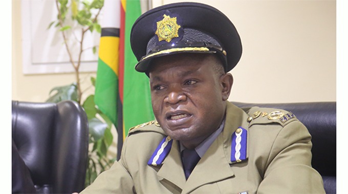 National-police-spokesperson-Assistant-Commissioner-Paul-Nyathi